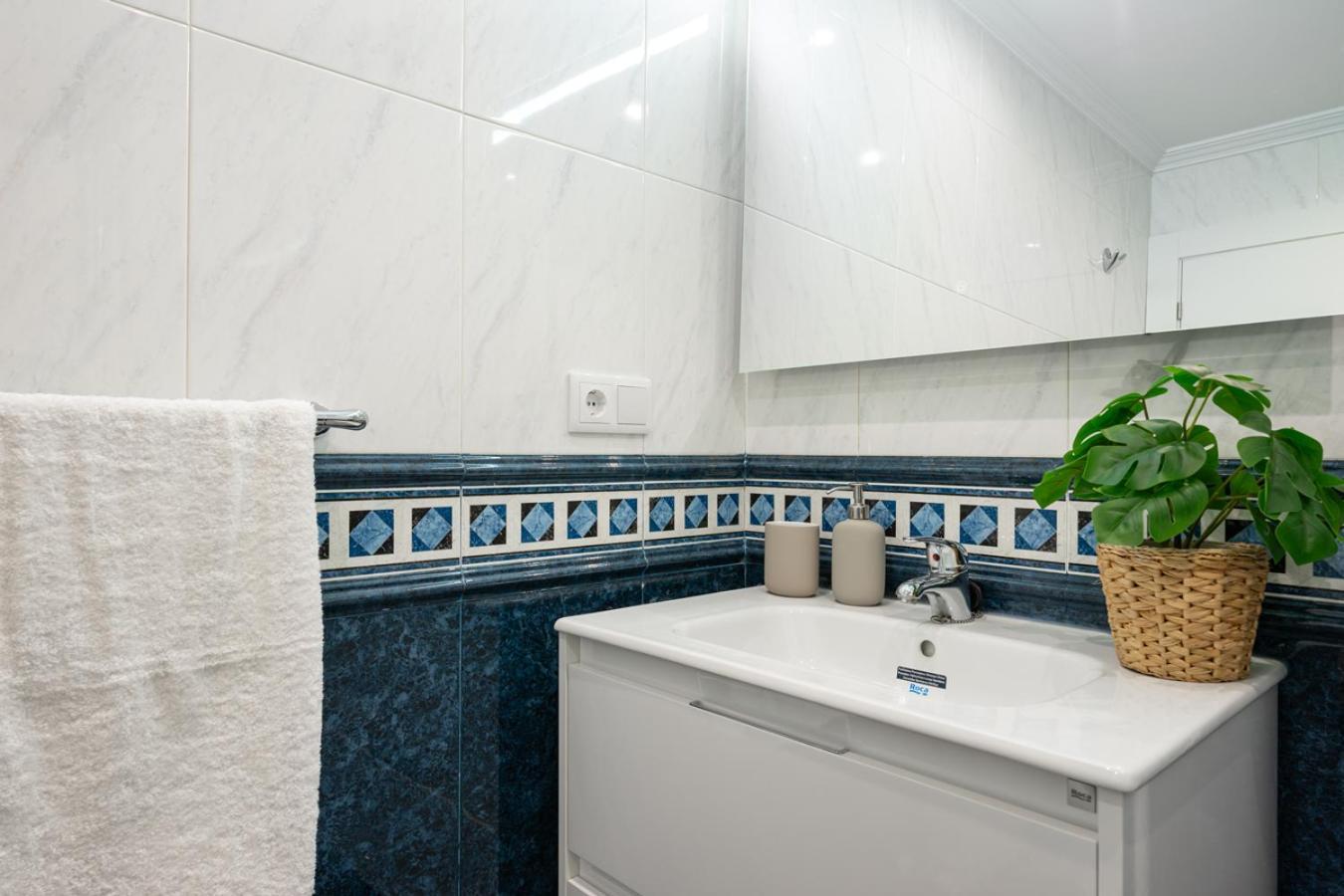 Apartamento Tres Mares Gijón Exteriér fotografie
